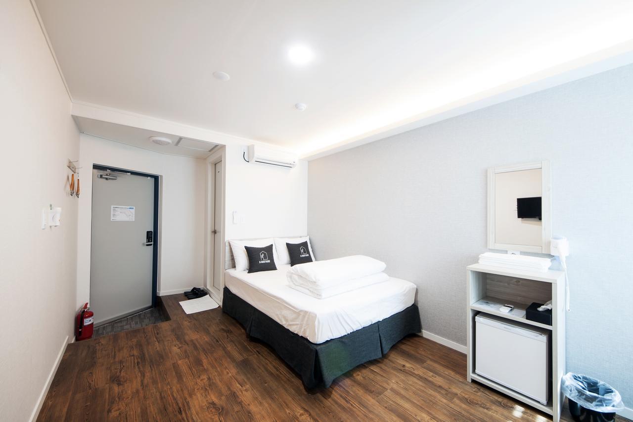 Seoul Grand Hostel Ewha Univ Zewnętrze zdjęcie